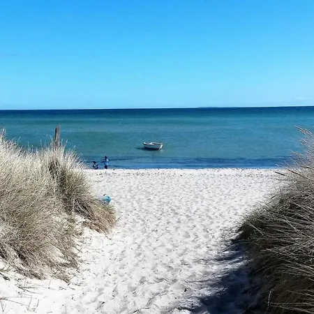 בית נופש Strandhaus 45481 לובה
